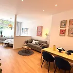 아파트 Beckhomes - Stylish *