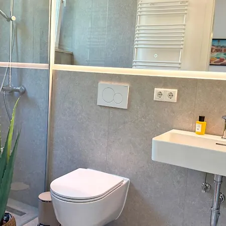 Beckhomes - Stylish Apartment