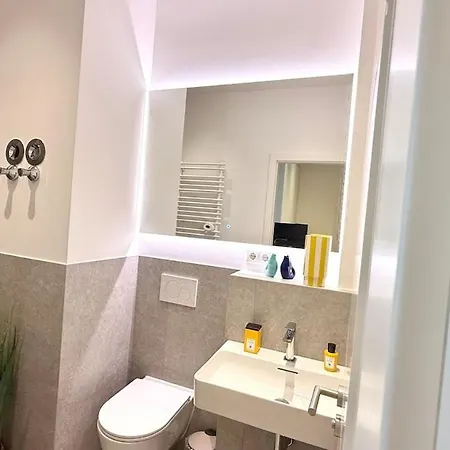 Beckhomes - Stylish Apartment