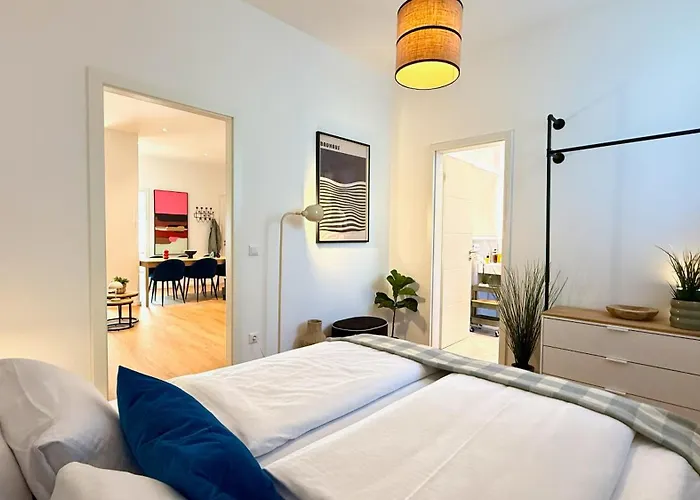 Beckhomes - Stylish